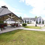 Hotel Junior